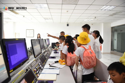 綿陽(yáng)廣播電視臺(tái)“被小可愛(ài)攻陷” 2021夏季特訓(xùn)營(yíng)，點(diǎn)燃廣電夢(mèng)想